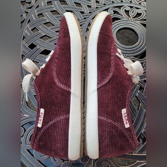 Taos Women's Guest Star Sneakers Size 8 - Picture 8 of 9